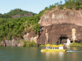 Image: Local boat on the Jinjiang river - Click to Enlarge